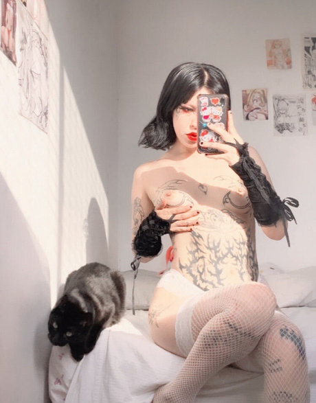 hardsentimentalz スター 裸 写真