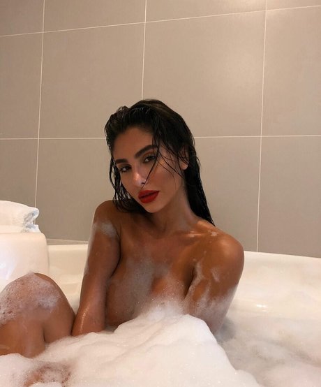 Jennifer Auada ポルノスター 独占 写真