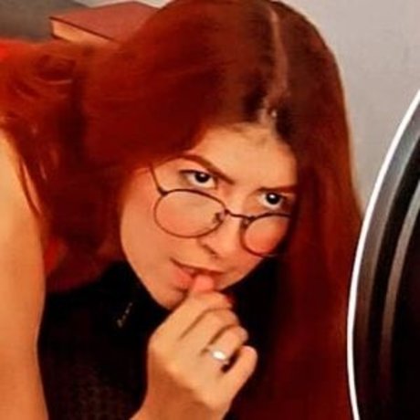 Oficial kellycris セクシーなポルノスター 画像