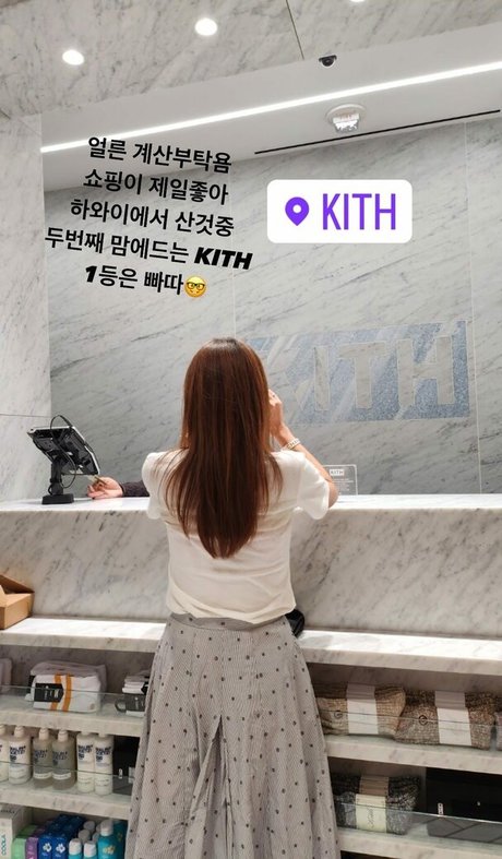 ueleelee 裸のモデル ギャラリー