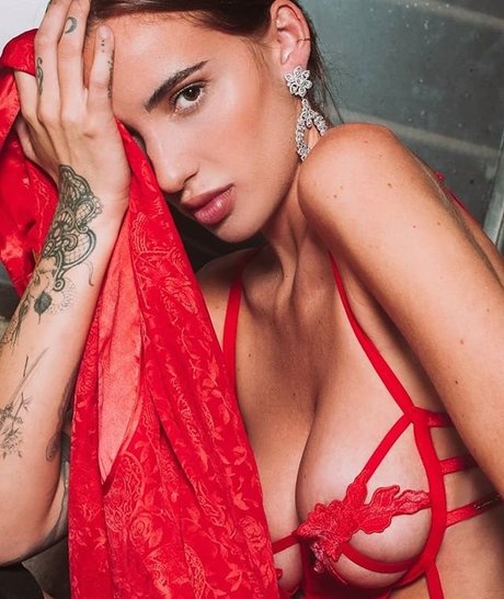 アウトドア 熟女 オンリーファンズ 無料裸 写真