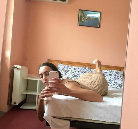 ニューハーフオンリーファン 無料ポルノ 写真