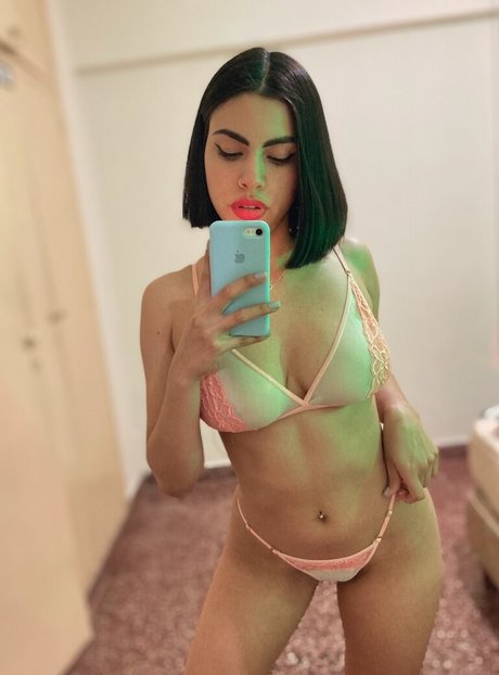 viviarrygada ポルノ女優 写真