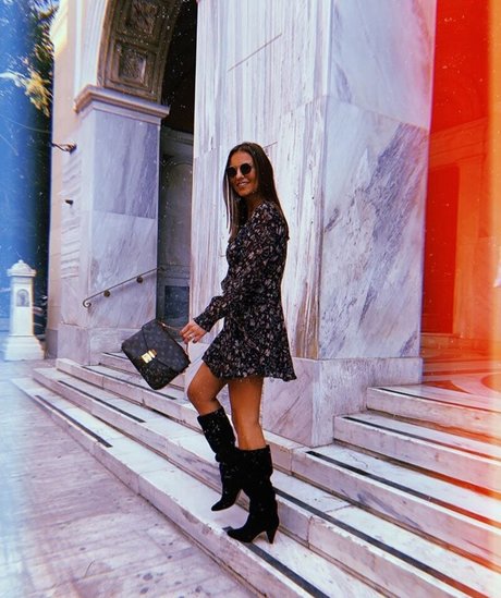 Laura Wontorra ポルノモデル 写真