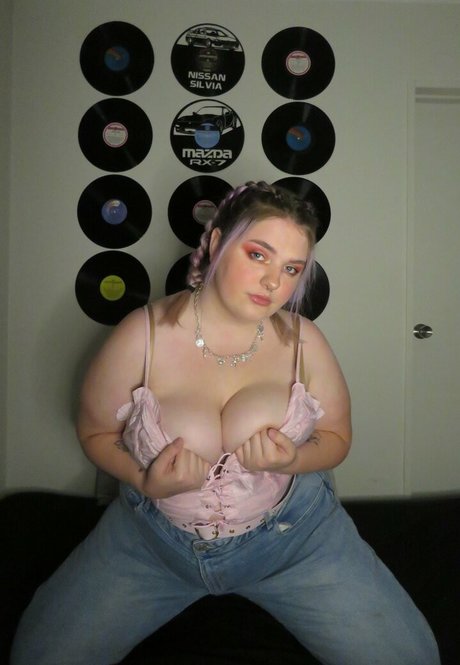 年配の熟女オンリーファンズ xxx 画像