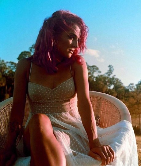 Nina nvk 美しい女優 写真