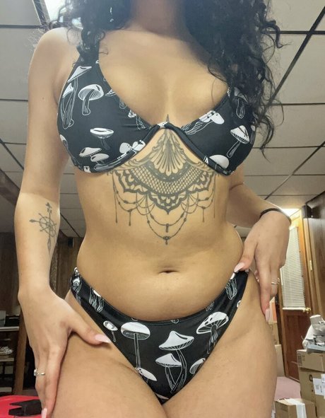 Lexi SmolBirdnsfw かわいいモデル 写真