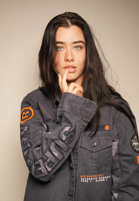 Crystulm3th ポルノスター 可愛い 写真