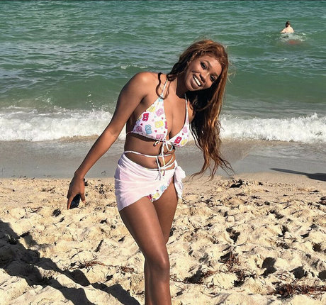 Society made the joker ホット女優 画像