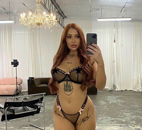 Mummywashere アートポルノスター 写真