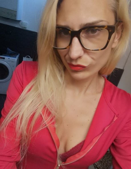 Lapatronacla ホットなポルノスター 画像