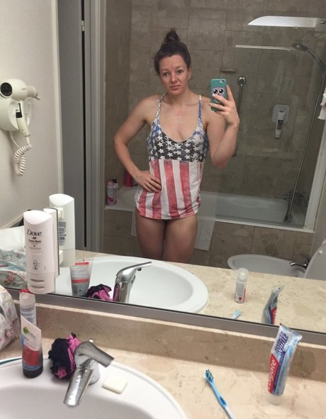 Katy Marchant ホットなモデル 写真