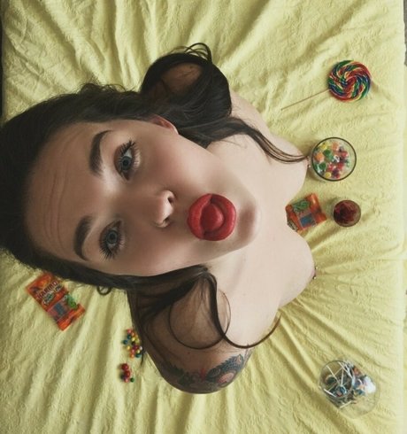 後背位オンリーファンズ xxx 写真