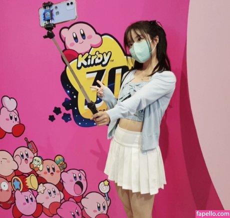 角質の女の子オンリーファンズ ポルノグラフィック ギャラリー