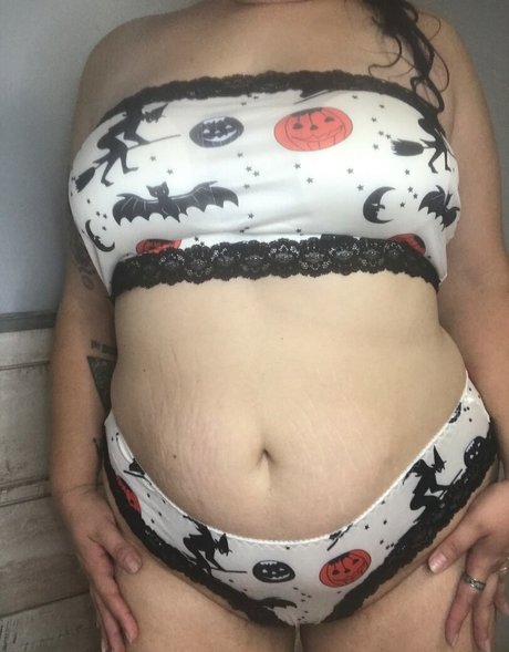 SkyebellaXXX 美しいスター 画像