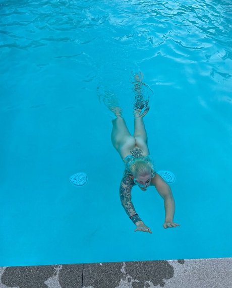 CBG19 可愛いモデル 画像