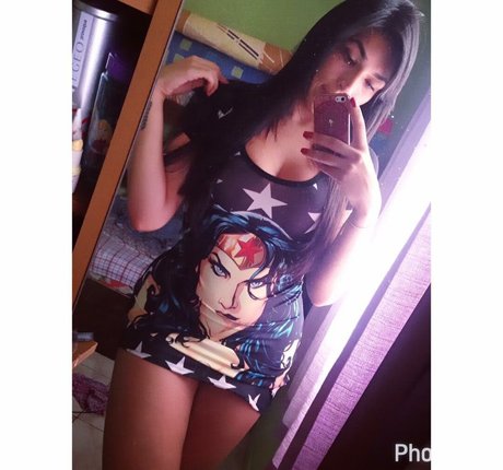 曲線美のxxx オンリーファンズ 美しい裸 写真