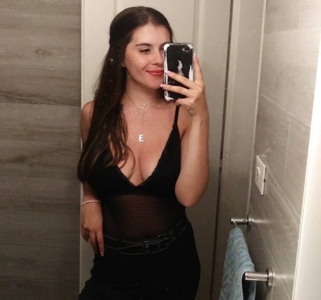 Ailin Marquez ヌードモデル 写真