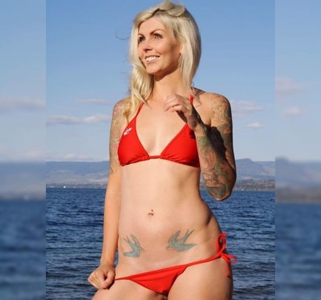 Elaina Grant 独占女優 画像