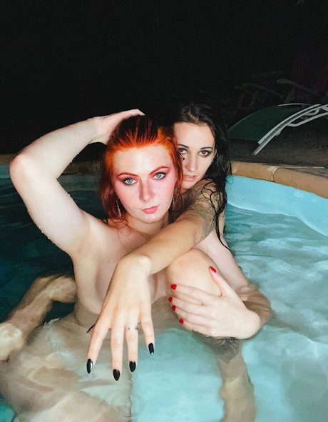 Elena Rose Burri 限定スター 写真