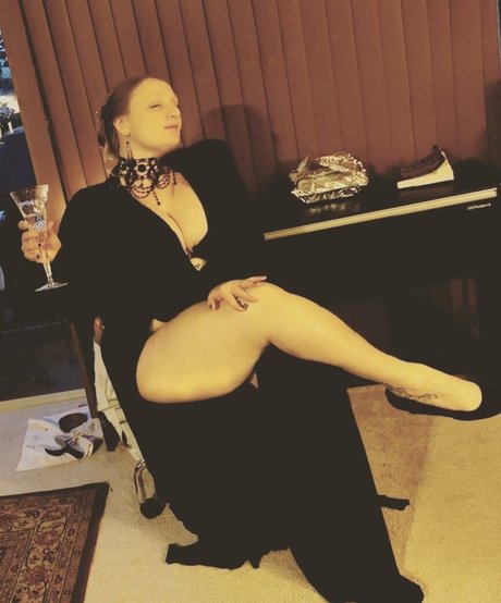 ティーンレズビアンオンリーファンズ 素敵 画像