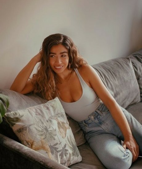 陸軍の熟女オンリーファンズ ホットポルノ 写真