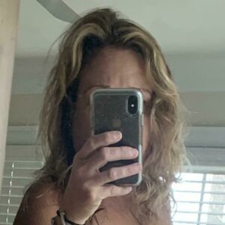 ブロンドのお尻オンリーファンズ ホットxxx 画像