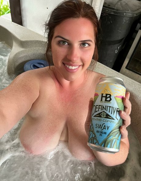 ティックトックスター オンリーファンズ 無料アダルト 画像