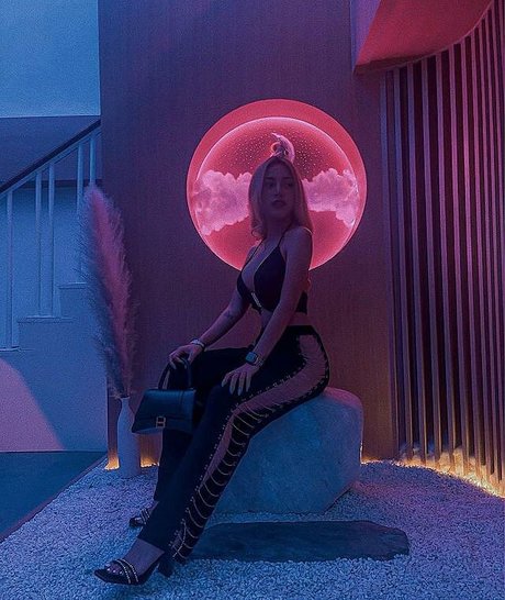 Kanyav Sai 完璧なモデル 画像