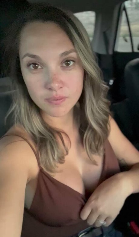 痴女オンリーファン えろ アーカイブ