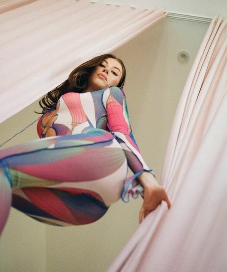 o lyalya ポルノスター セクシー ギャラリー