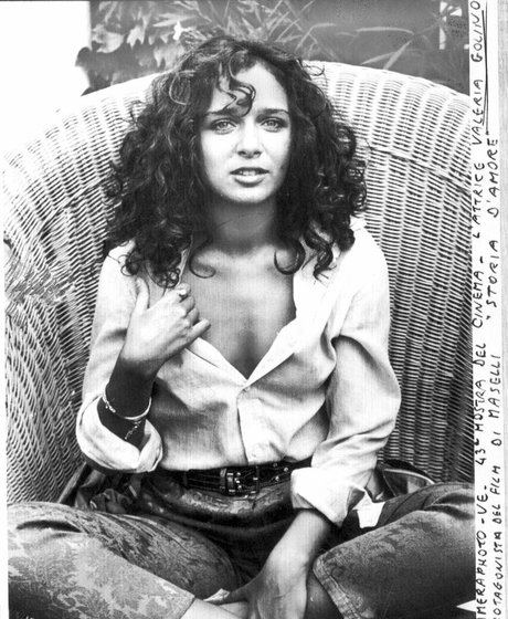 Valeria Golino アートスター ギャラリー