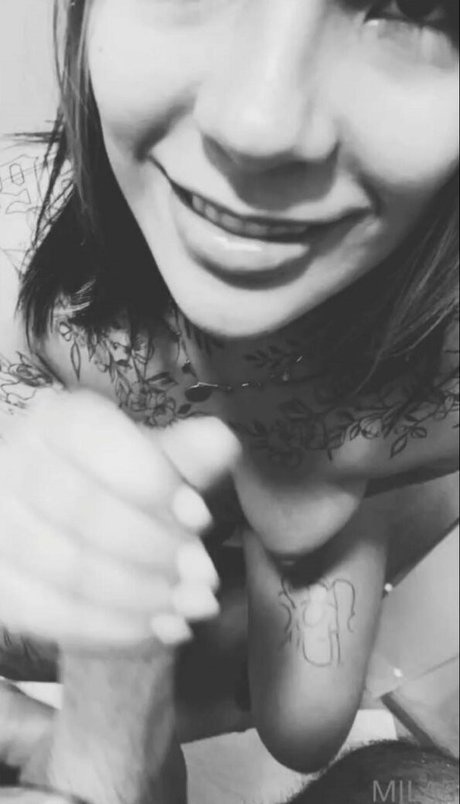 足 マンコ オンリーファンズ ヌード 写真