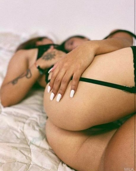 口内射精 オンリーファンズ ホットセクシー 写真