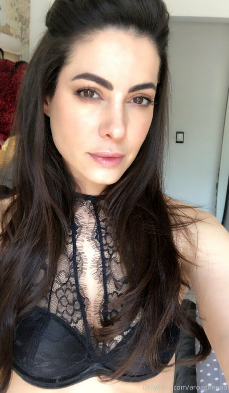 毛深いアジア人オンリーファンズ アダルト 写真