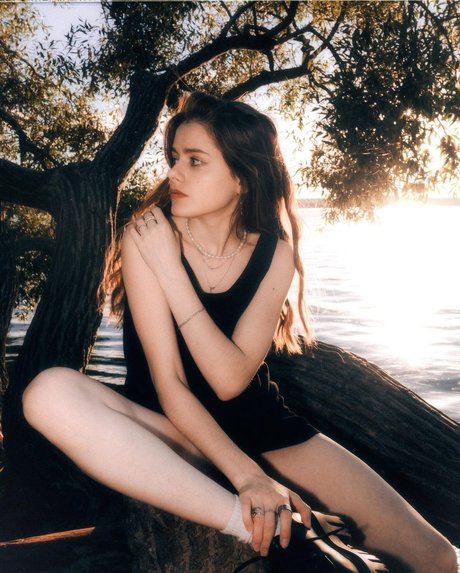 Tovpinets3 ホットなポルノスター 画像