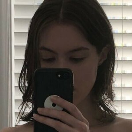 weedcommie HD女優 ギャラリー