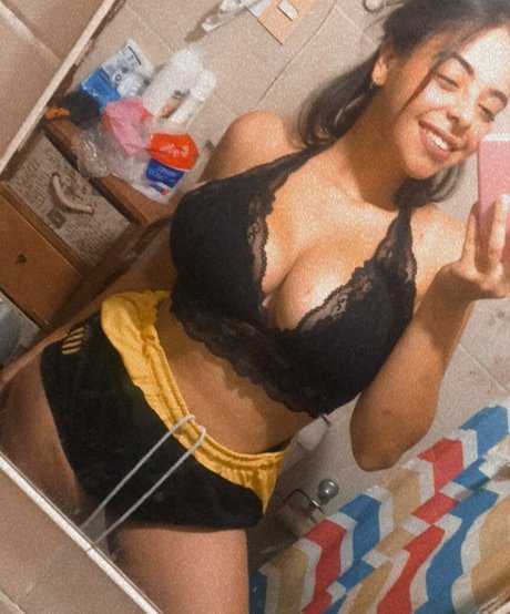 Belen Fernandez セックスモデル 写真