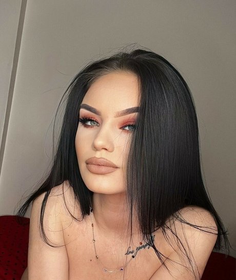 amariaaaaaa 69 完璧なスター ギャラリー