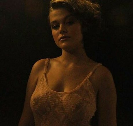 タトゥーオンリーファン 無料 写真