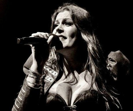 ティーンレズビアンオンリーファンズ ホットセックス 画像