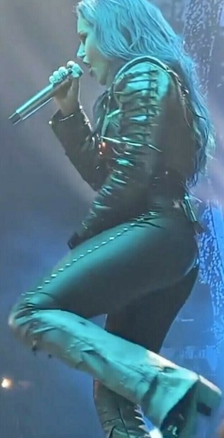 本物のオンリーファンズ ヌード 写真