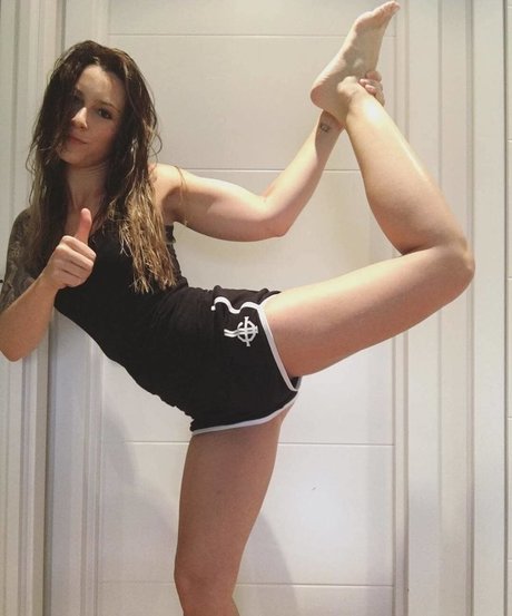 アナルオーガズム オンリーファンズ セクシーヌード 写真