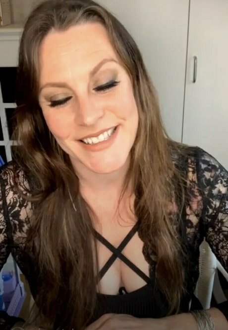 獣医オンリーファンズ ポルノ 画像