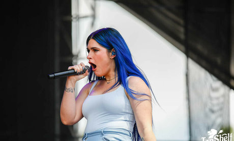 レズビアン誘惑オンリーファンズ アダルト無料 ギャラリー