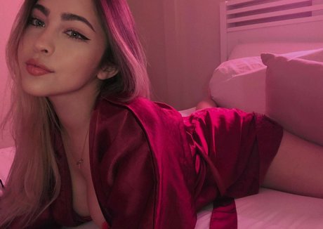 Ana Hilenna セックスポルノスター アーカイブ