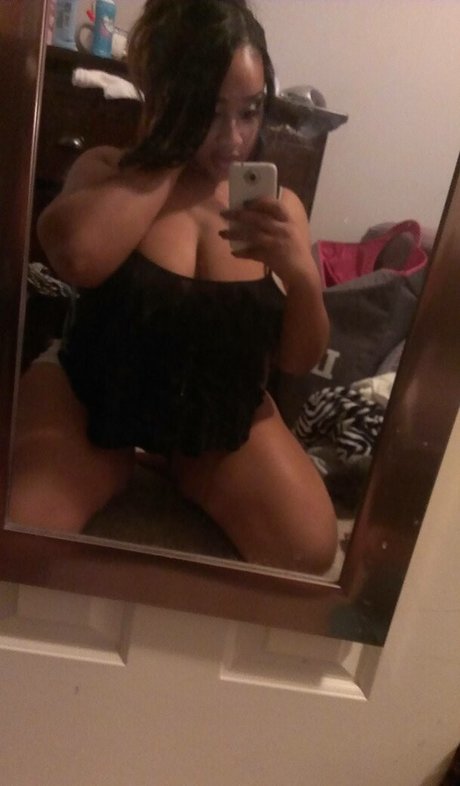 POV 熟女 オンリーファンズ えろ 写真