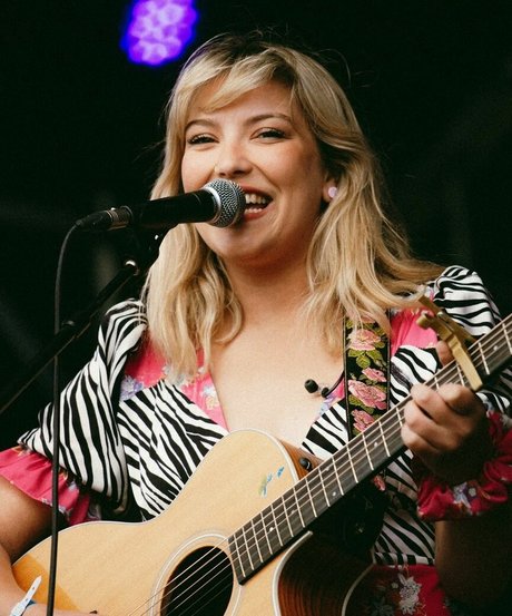 Cate Canning HDモデル 写真