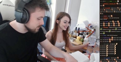 Naniheichou エロティックなポルノスター 写真