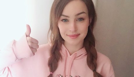 巨乳カップルオンリーファンズ 美しいxxx 写真